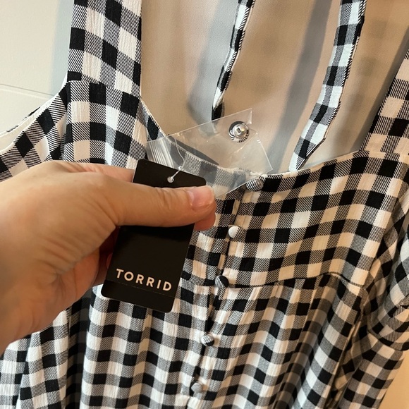 NWT Torrid Washable Tiered Halter Maxi Dress - Picture 5 of 12